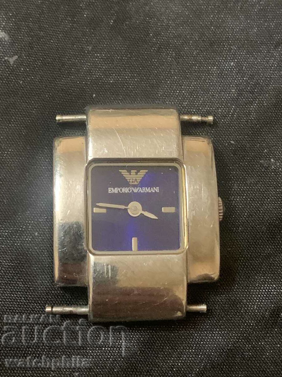 Armani оригинален марков дамски часовник. Отличен