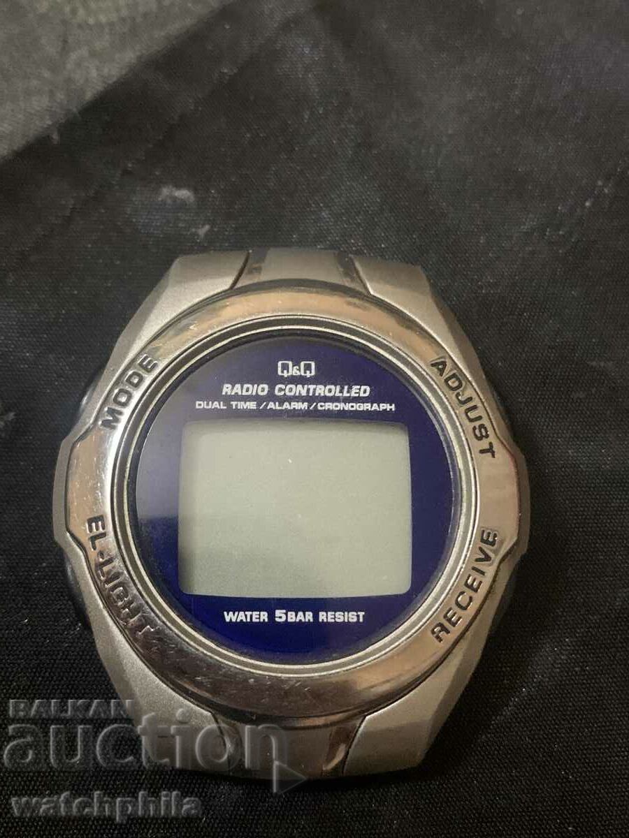 Q&Q Radio controlled men's watch. Rare