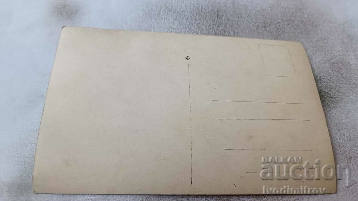 Photo Young girls in vintage swimsuits in the sea with price 3.45 BGN | € 1.76 Photo Young girls in vintage swimsuits in the sea with price 3.45 BGN | € 1.76