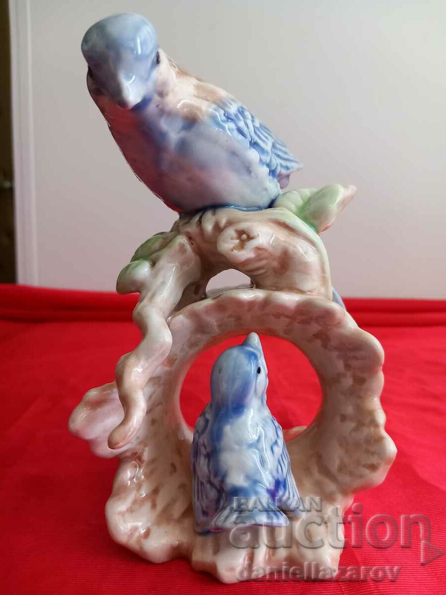 Delivery of English Porcelain Figurine BIRDS