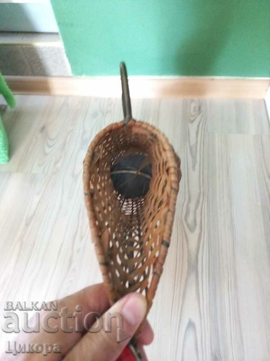 Delivery of OLD WICKED VASE BASKET