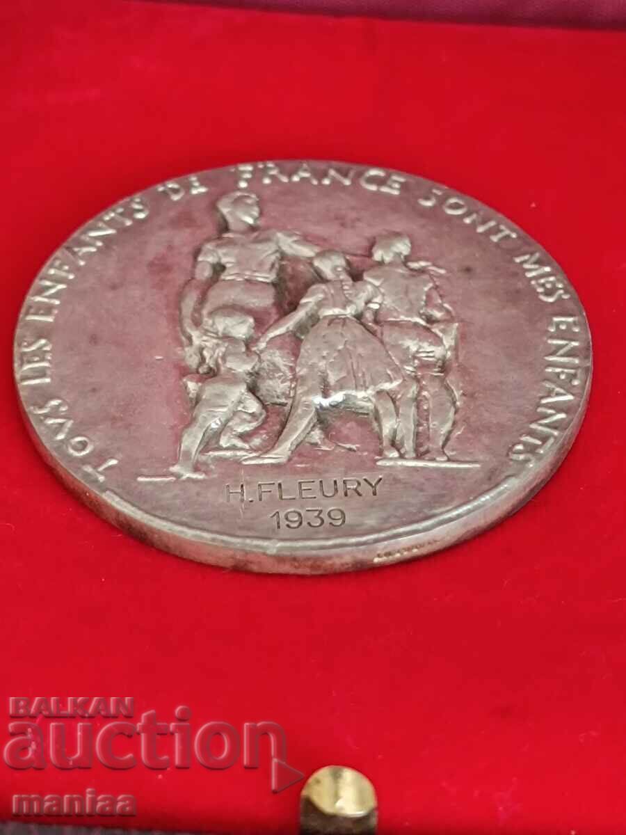 Delivery of French 1939 Silver Medal National Enlightenment Order Plaque Delivery of French 1939 Silver Medal National Enlightenment Order Plaque