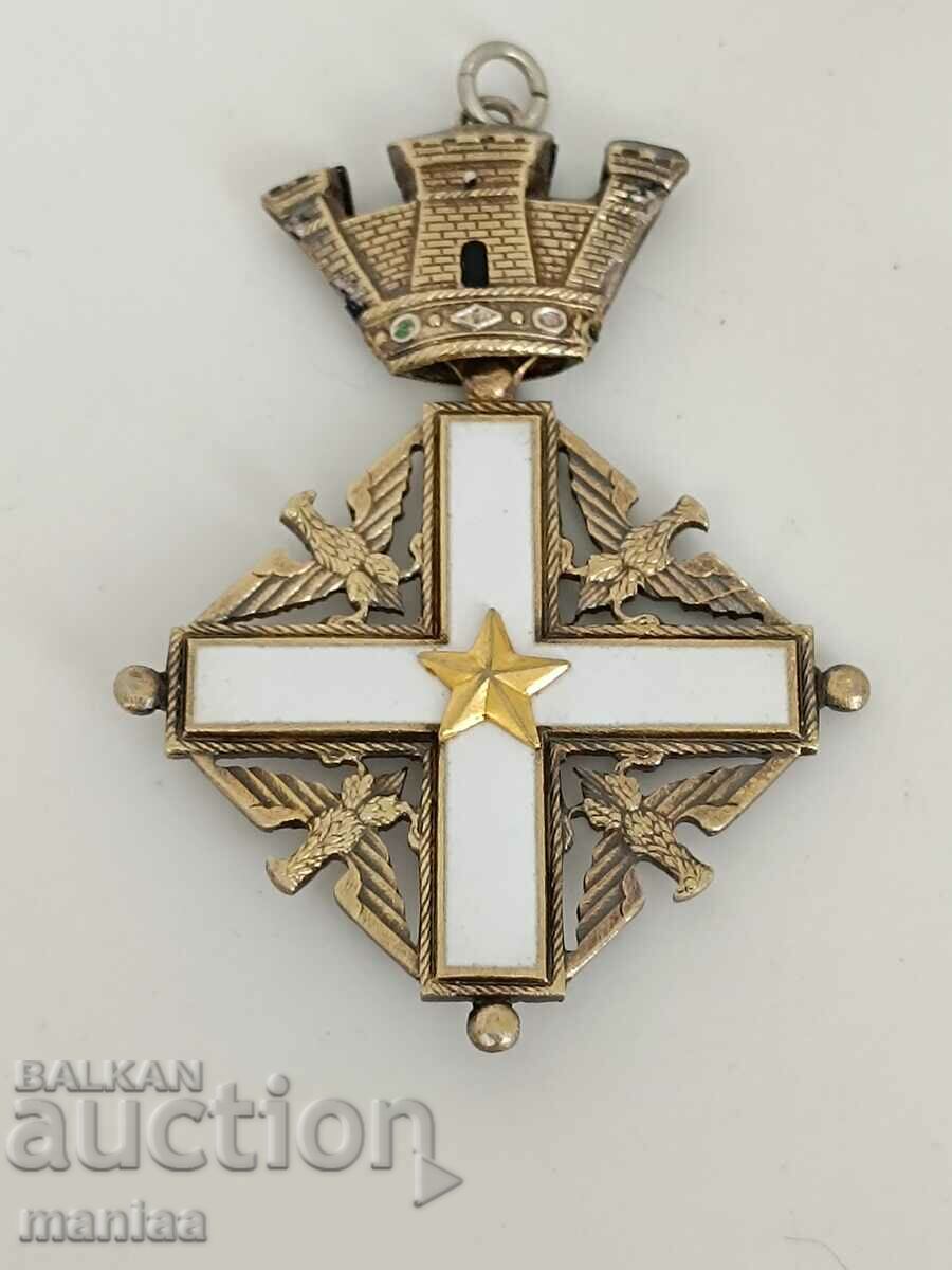 Сребърен Италиански орден за заслуги към Републиката