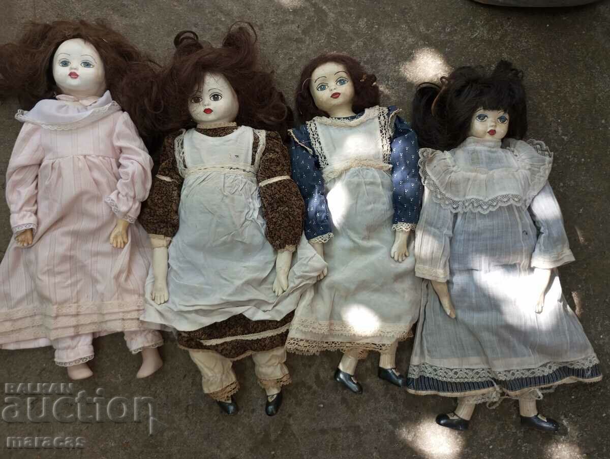 Lot of old dolls.