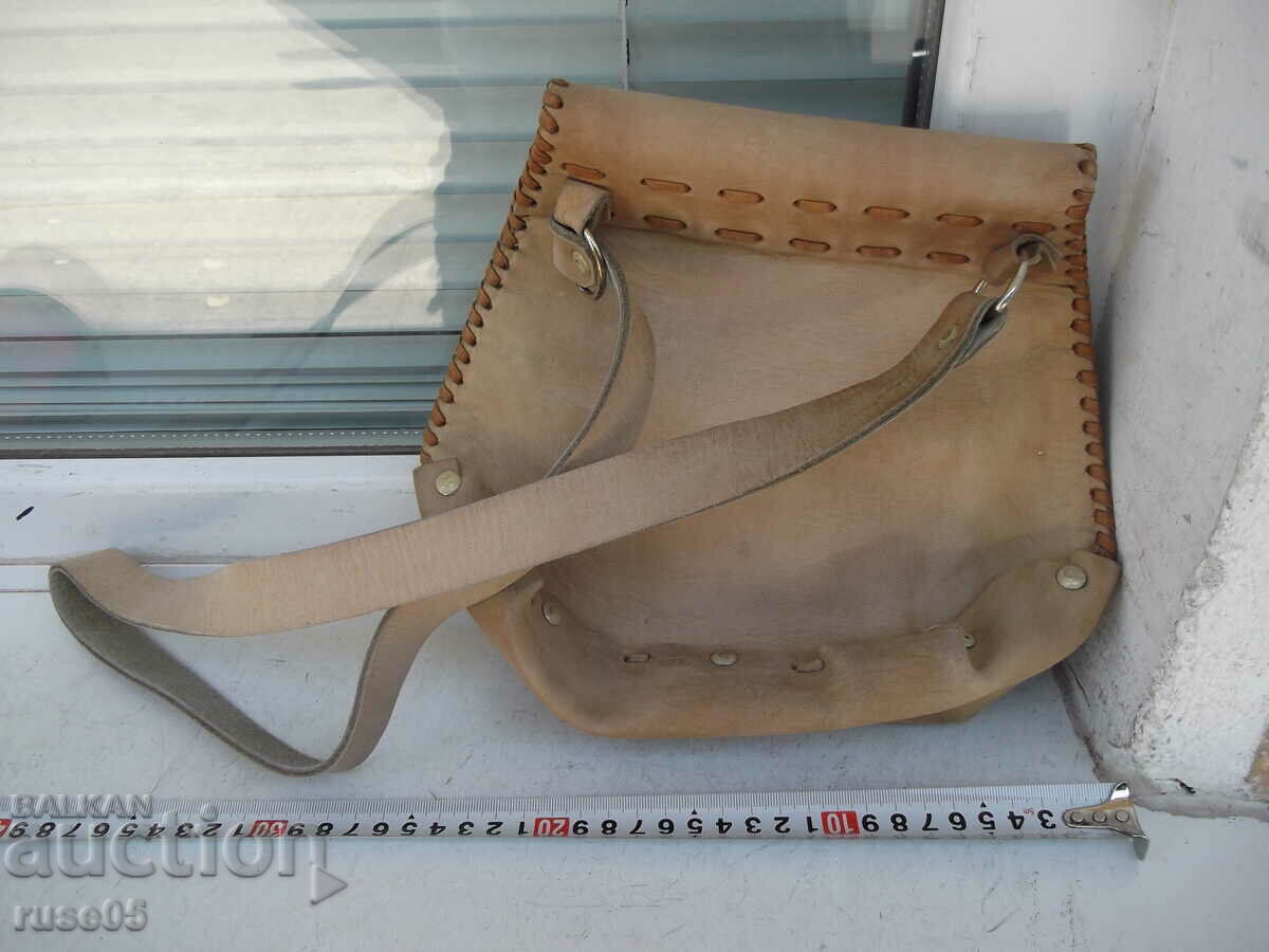 Women's bag made of natural leather from the "SBH" store with price 30.00 BGN | € 15.34 Women's bag made of natural leather from the "SBH" store with price 30.00 BGN | € 15.34