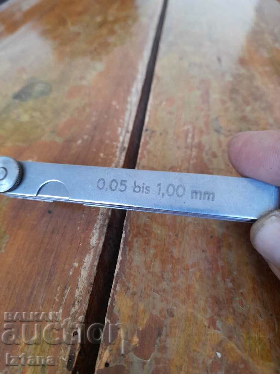 Old clearance gauge, air gauge with price 85.00 BGN | € 43.46 Old clearance gauge, air gauge with price 85.00 BGN | € 43.46