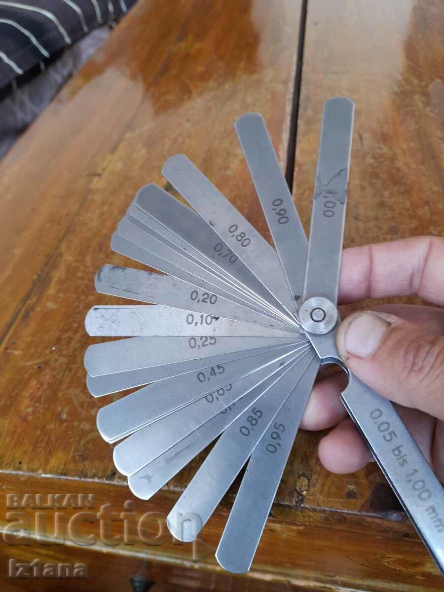 Delivery of Old clearance gauge, air gauge Delivery of Old clearance gauge, air gauge