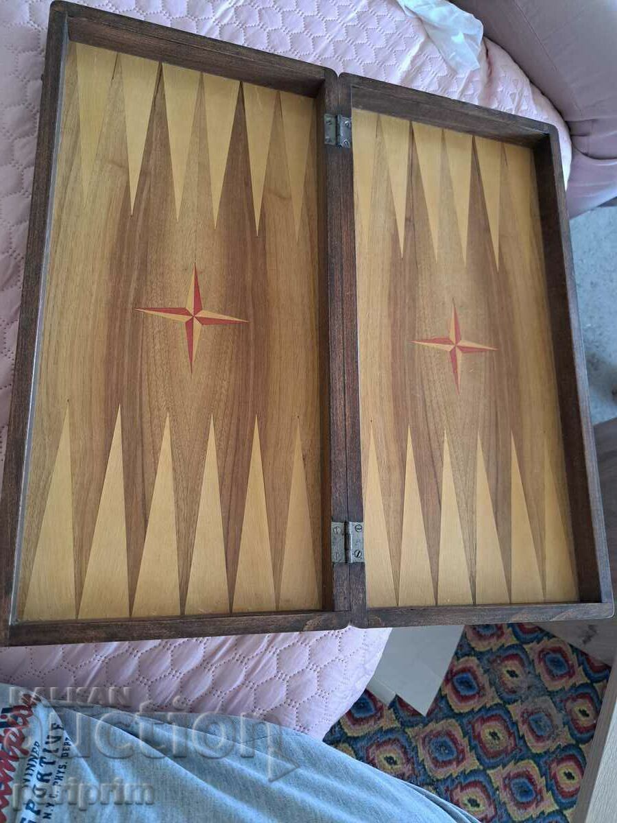 O cutie frumoasa de lemn, SCAT, SAH, de pe vremea Uniunii Sovietice