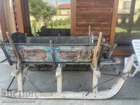 Authentic painted sleigh, wagon type /sleigh/!