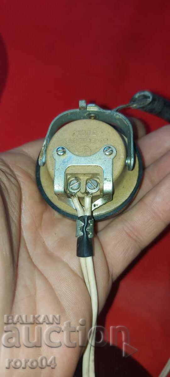 Auction HEADPHONES - RADIO Auction HEADPHONES - RADIO