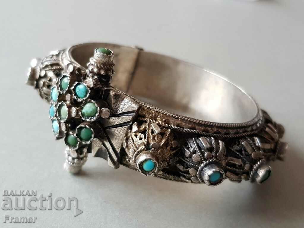Livrarea Bratara otomana din filigran de argint secolul al XIX-lea Livrarea Bratara otomana din filigran de argint secolul al XIX-lea