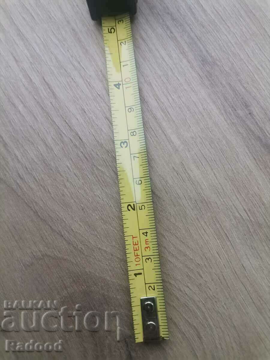 Licitație Rulouri 3 metri cu nivel 12 piese Licitație Rulouri 3 metri cu nivel 12 piese