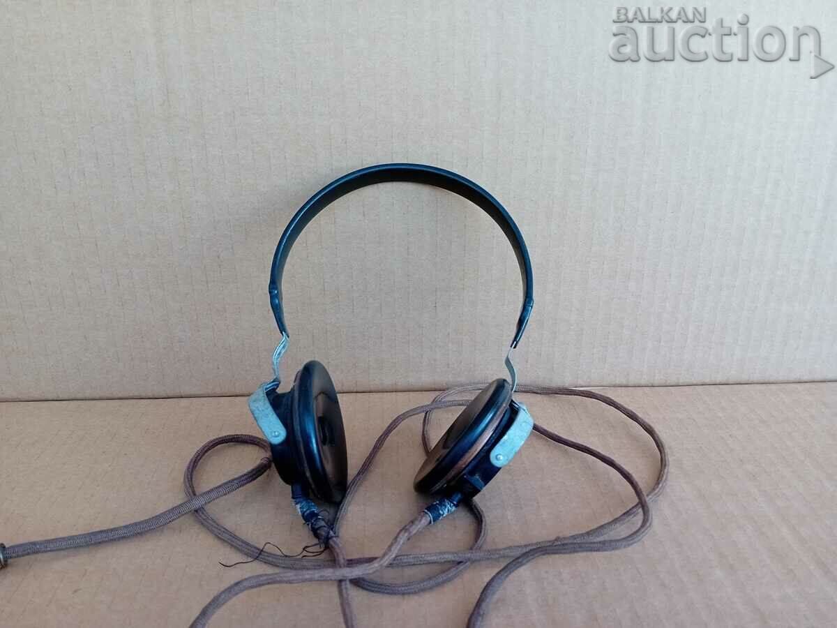 Delivery of vintage ERPEES 2000 om WW2 WWII headset Delivery of vintage ERPEES 2000 om WW2 WWII headset