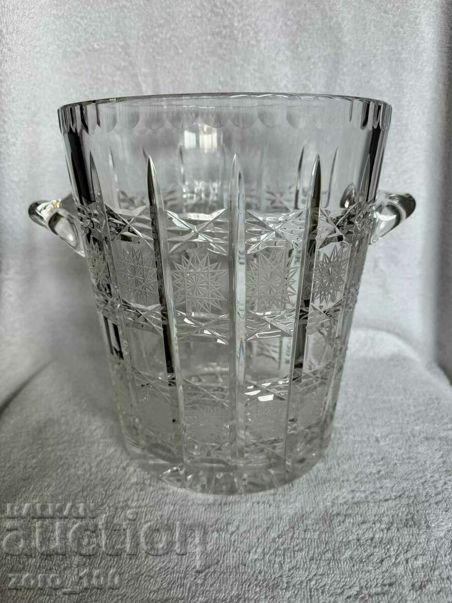 Hand blown and cut crystal champagne bucket, LIMA with price 100.00 BGN | € 51.13 Hand blown and cut crystal champagne bucket, LIMA with price 100.00 BGN | € 51.13