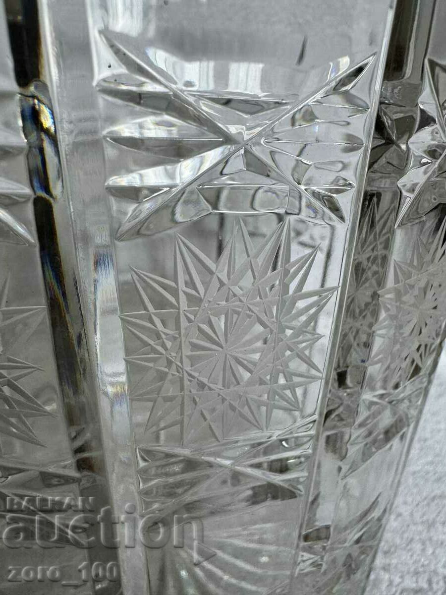 Delivery of Hand blown and cut crystal champagne bucket, LIMA Delivery of Hand blown and cut crystal champagne bucket, LIMA