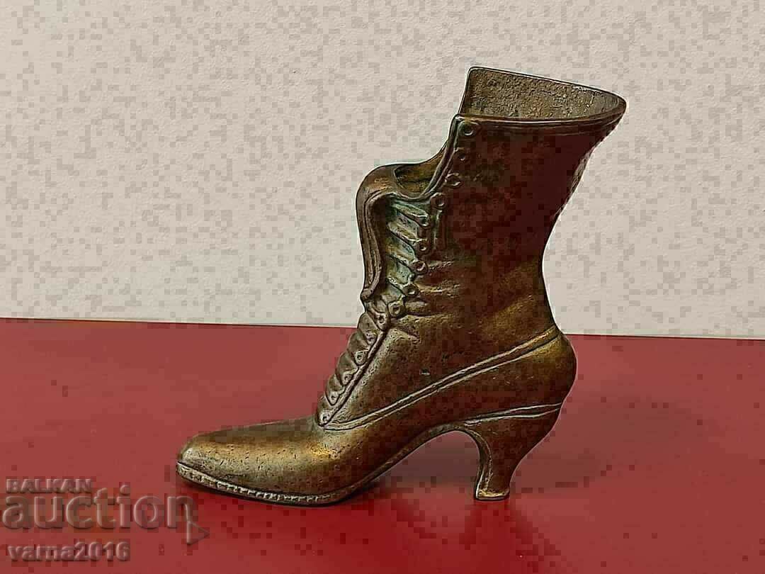 Винтидж масивен месингов ботуш - 7