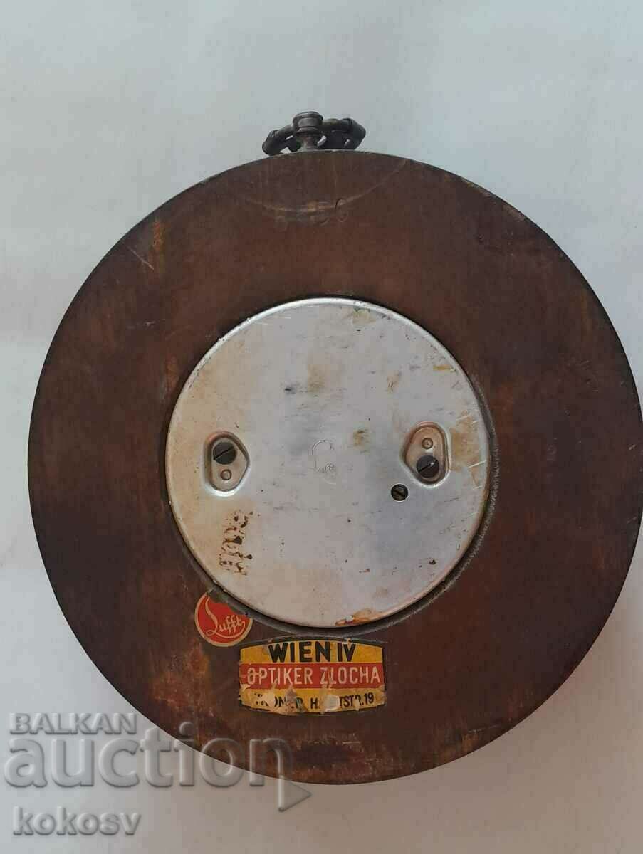 Barometer with price 130.00 BGN | € 66.47 Barometer with price 130.00 BGN | € 66.47