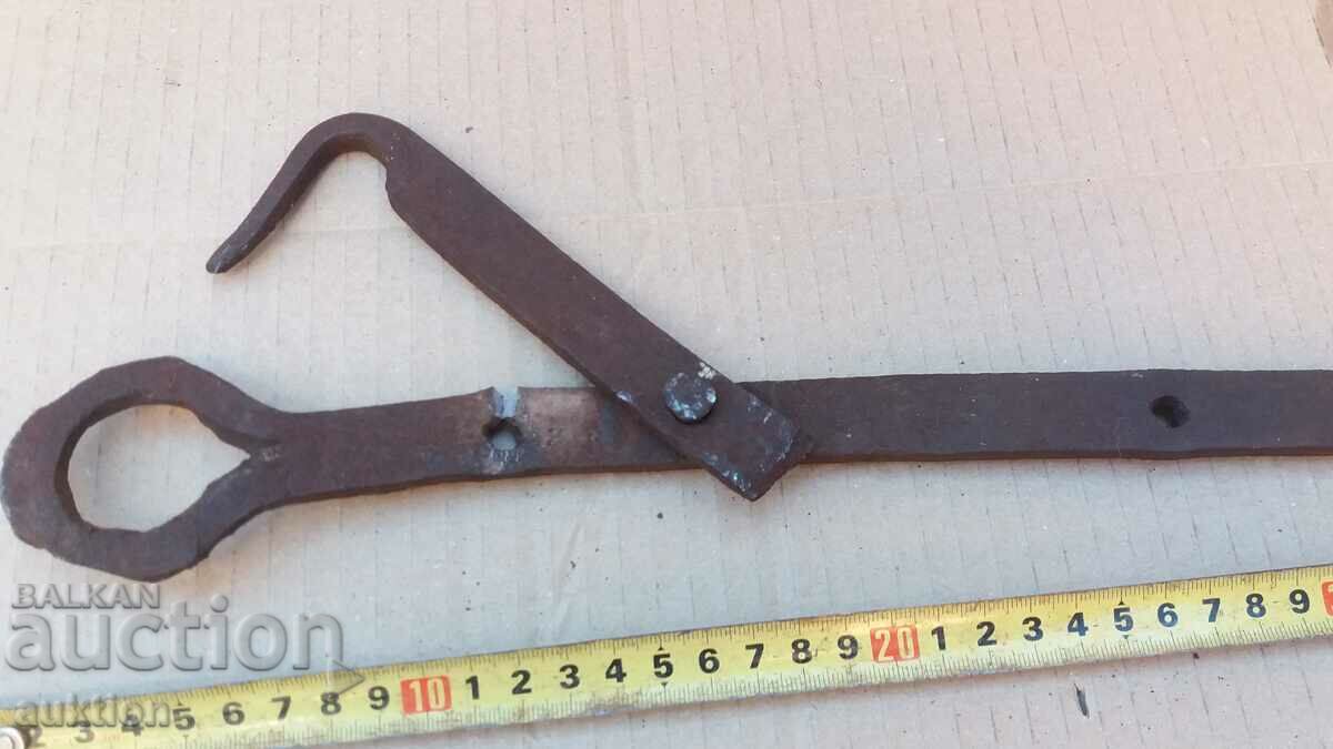 OLD WROUGHT LATCH, LOCK - 6 OLD WROUGHT LATCH, LOCK - 6