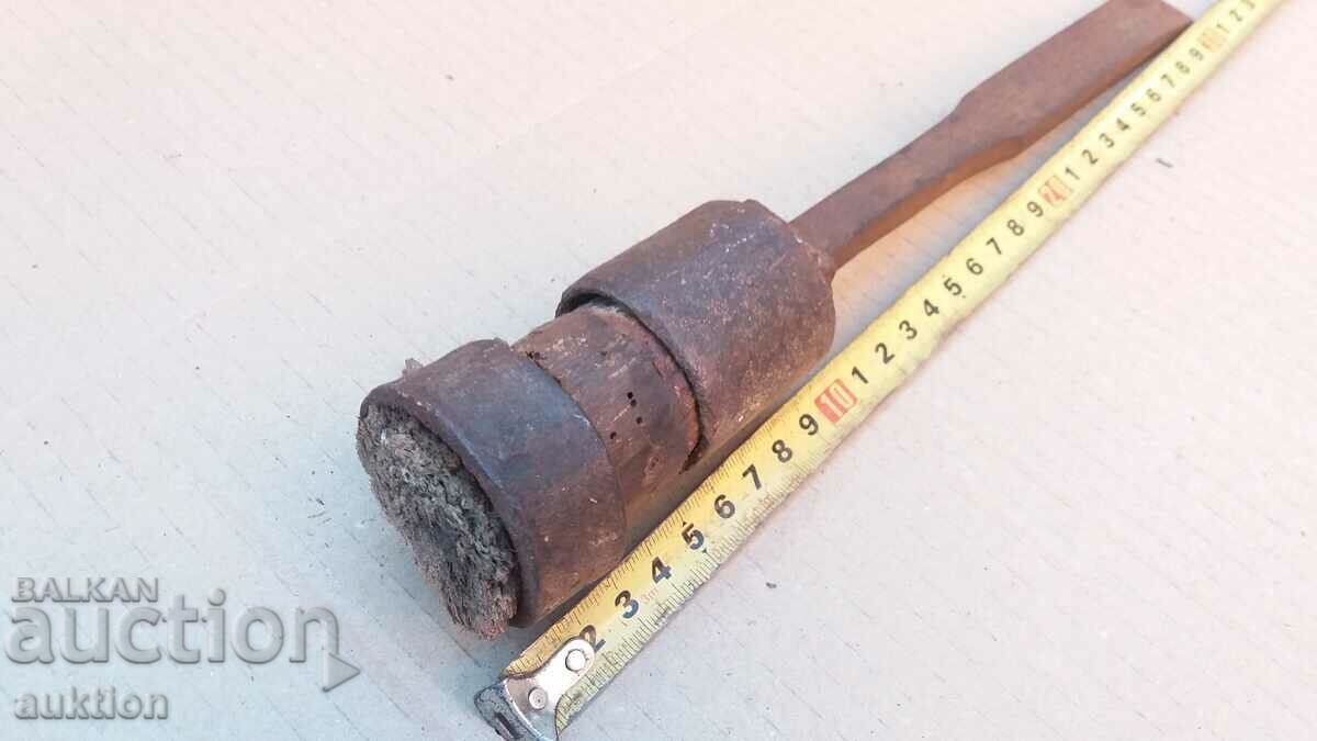 CARPENTER'S CHISEL - 6 CARPENTER'S CHISEL - 6