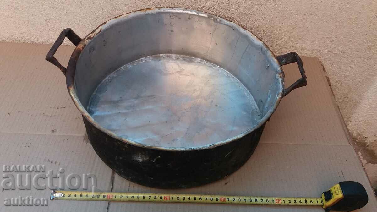 OLD TILED TRAY FOR LUTENITA, LAMB, ETC. with price 19.99 BGN | € 10.22 OLD TILED TRAY FOR LUTENITA, LAMB, ETC. with price 19.99 BGN | € 10.22