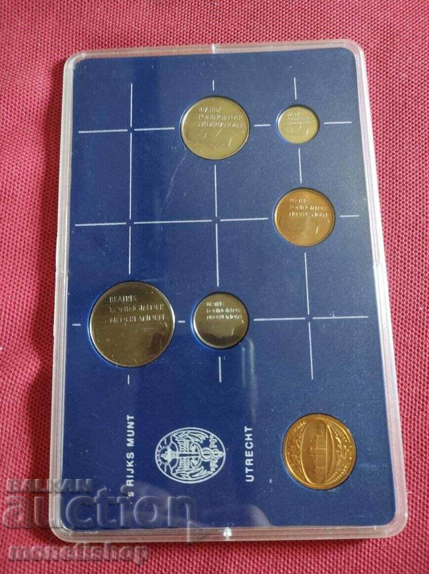 Coins Netherlands Complete set 1983