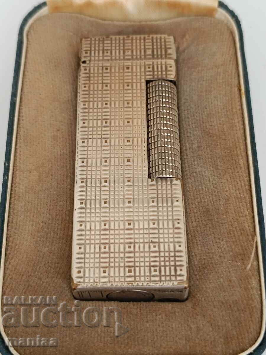 Livrarea Brichetă vintage Dunghill rară, cu cutia originală Livrarea Brichetă vintage Dunghill rară, cu cutia originală