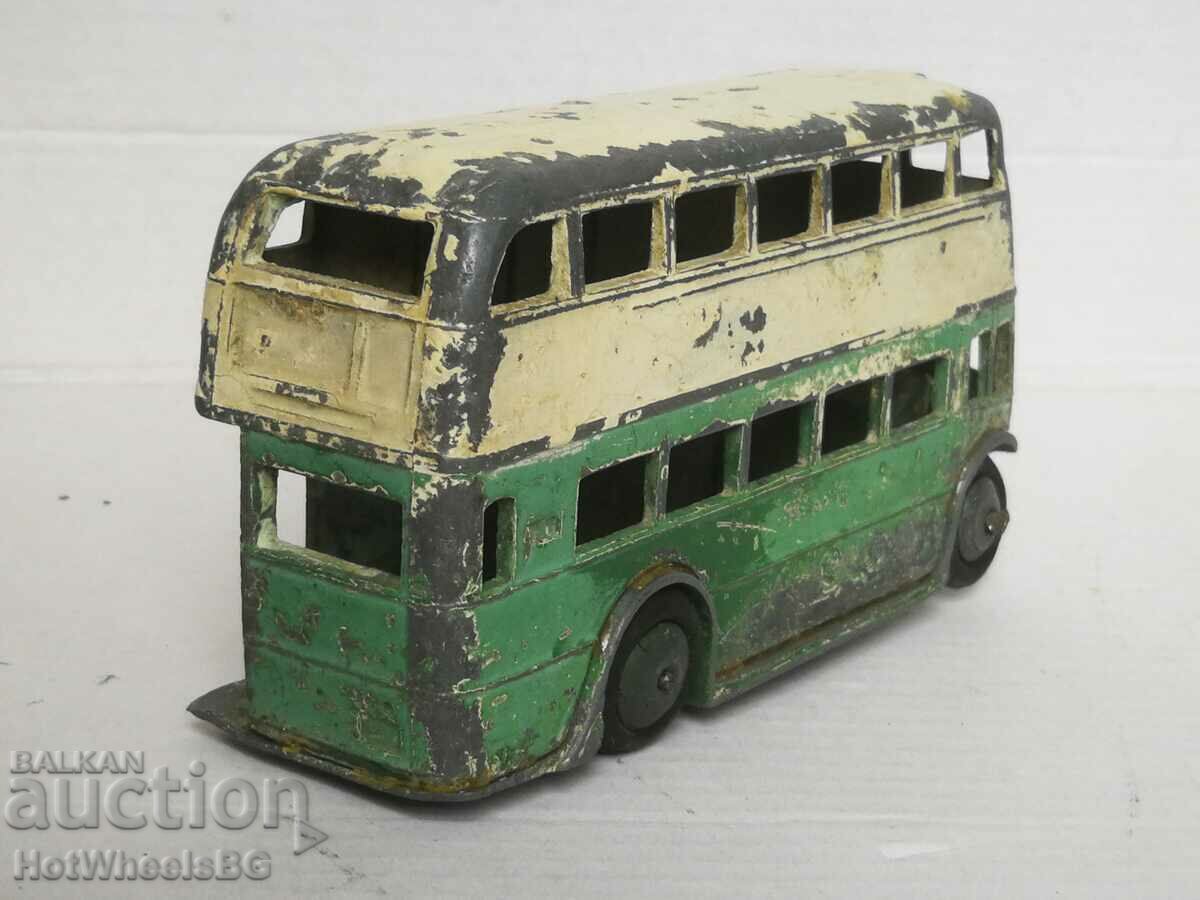 Delivery of DINKY TOYS Meccano Ltd-No 291 London bus Delivery of DINKY TOYS Meccano Ltd-No 291 London bus