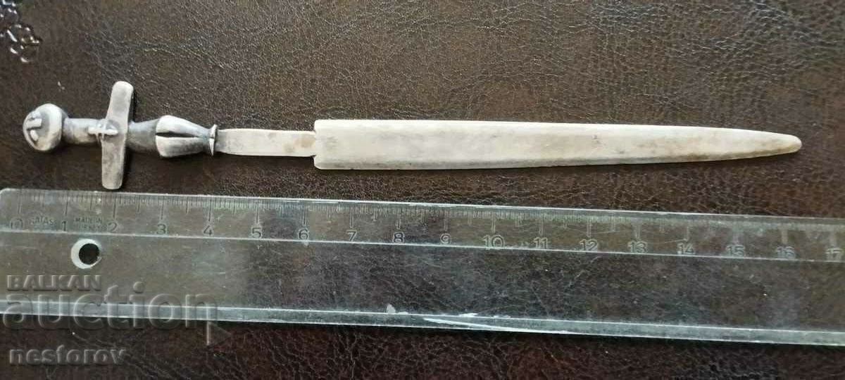 Delivery of SILVER LETTER KNIFE Delivery of SILVER LETTER KNIFE