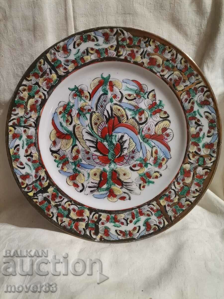 Porcelain plate. China or Japan