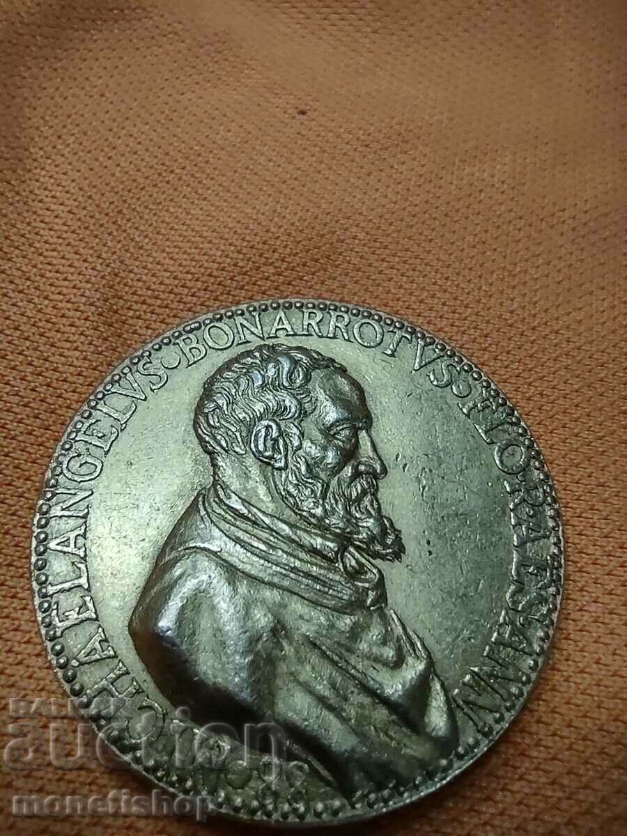 Medalie cu imaginea lui Michelangelo