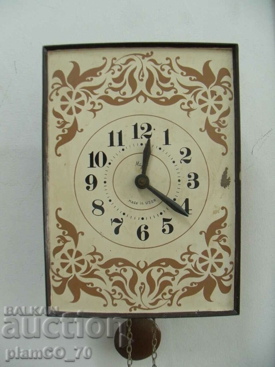 №*7617 стар стенен часовник - Mаяк