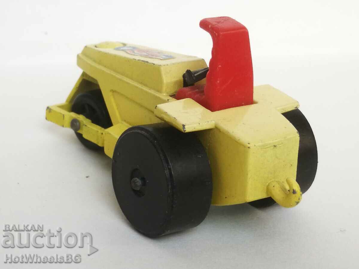 Delivery of Matchbox No. 21B Rod Roller 1973 Delivery of Matchbox No. 21B Rod Roller 1973