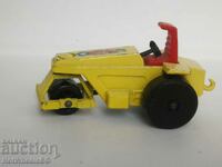 Matchbox No. 21B Rod Roller 1973