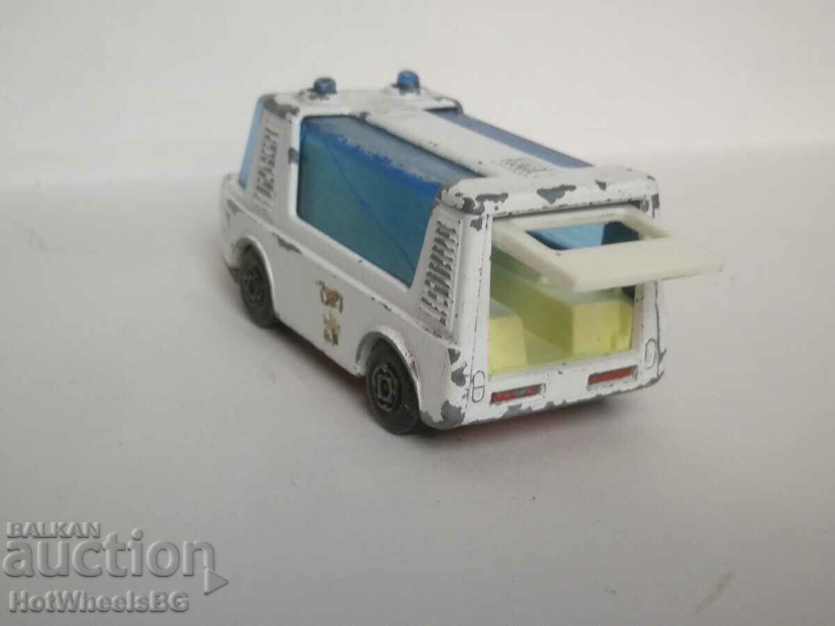 Auction MATCHBOX No. 46B Stretcha Fetcha 1972 Auction MATCHBOX No. 46B Stretcha Fetcha 1972