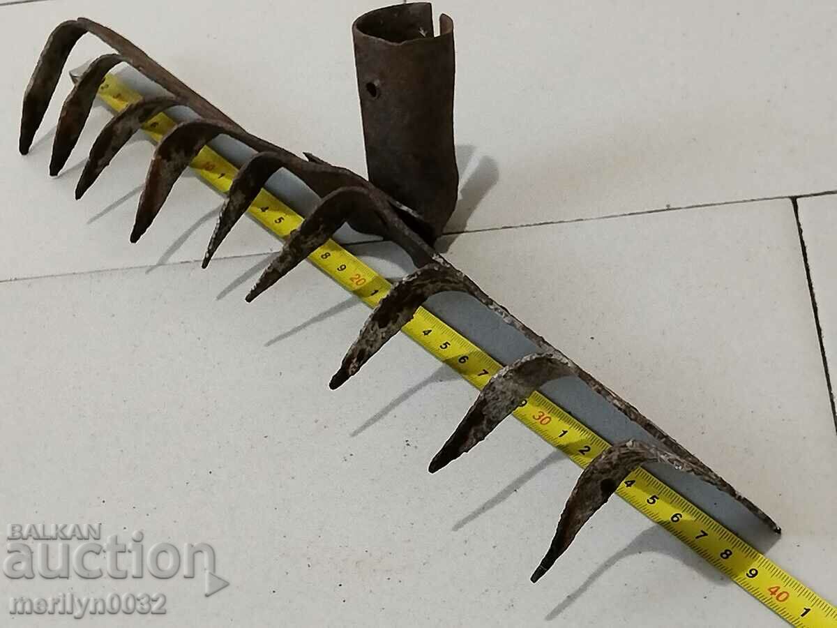 Delivery of Hand-forged grappa rake wrought iron agricultural tool