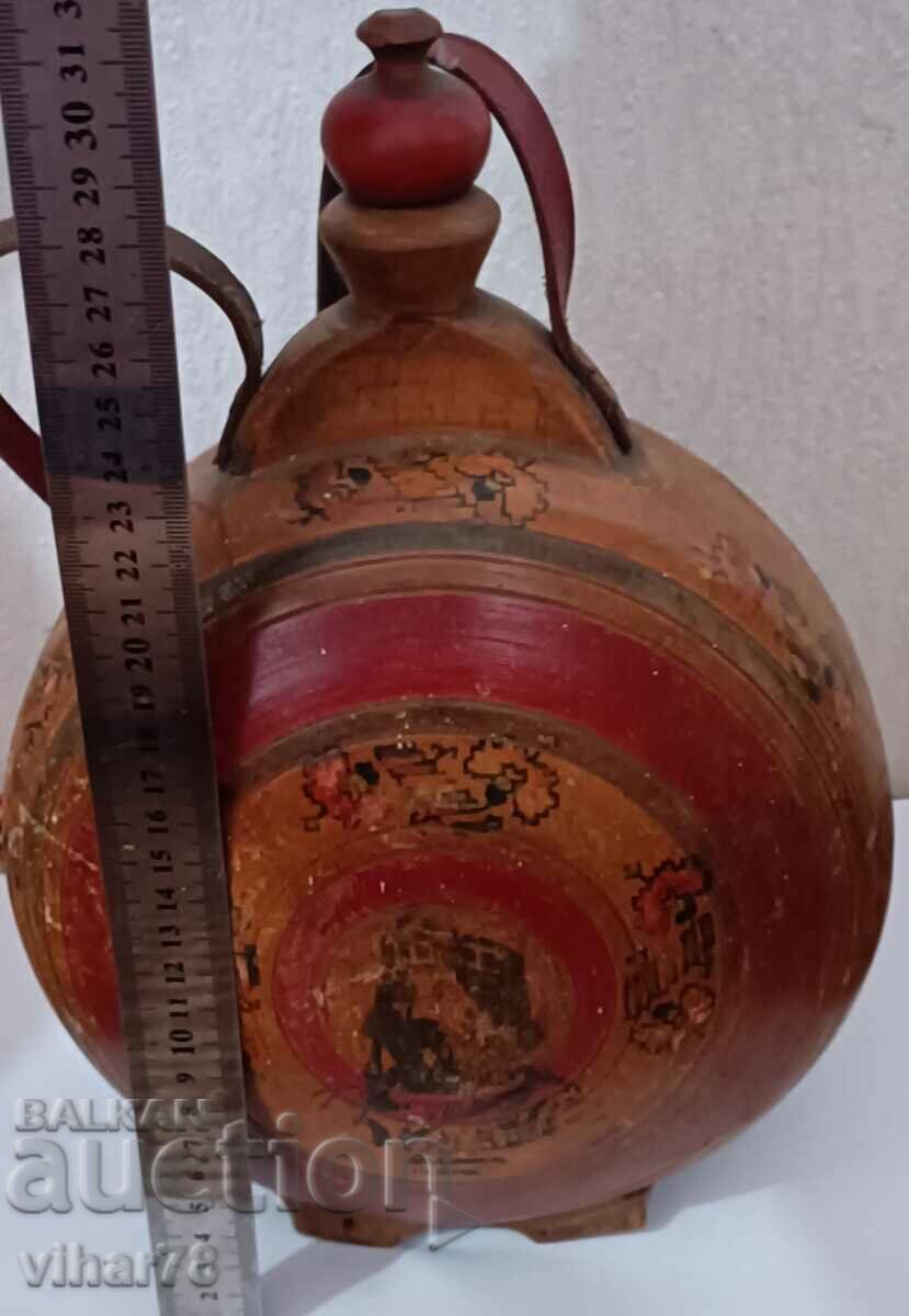 Delivery of Old wooden bow Delivery of Old wooden bow