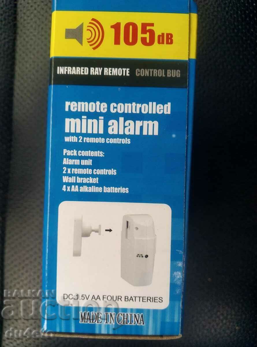 Alarm with motion sensor + 2 remotes, New! - 5