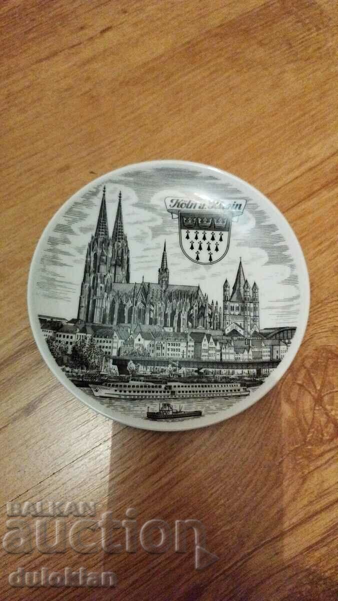 Beautiful porcelain wall plate from Cologne Germany