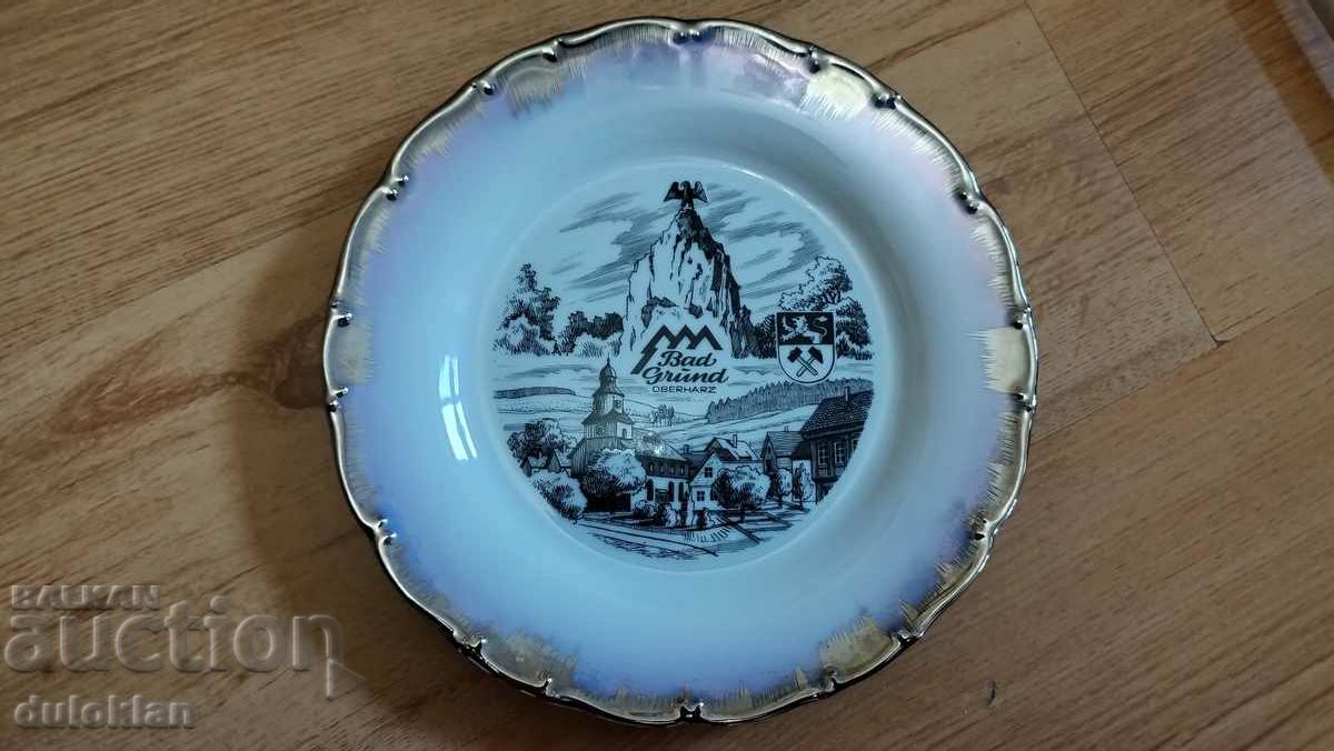 Beautiful porcelain plate from Germany.