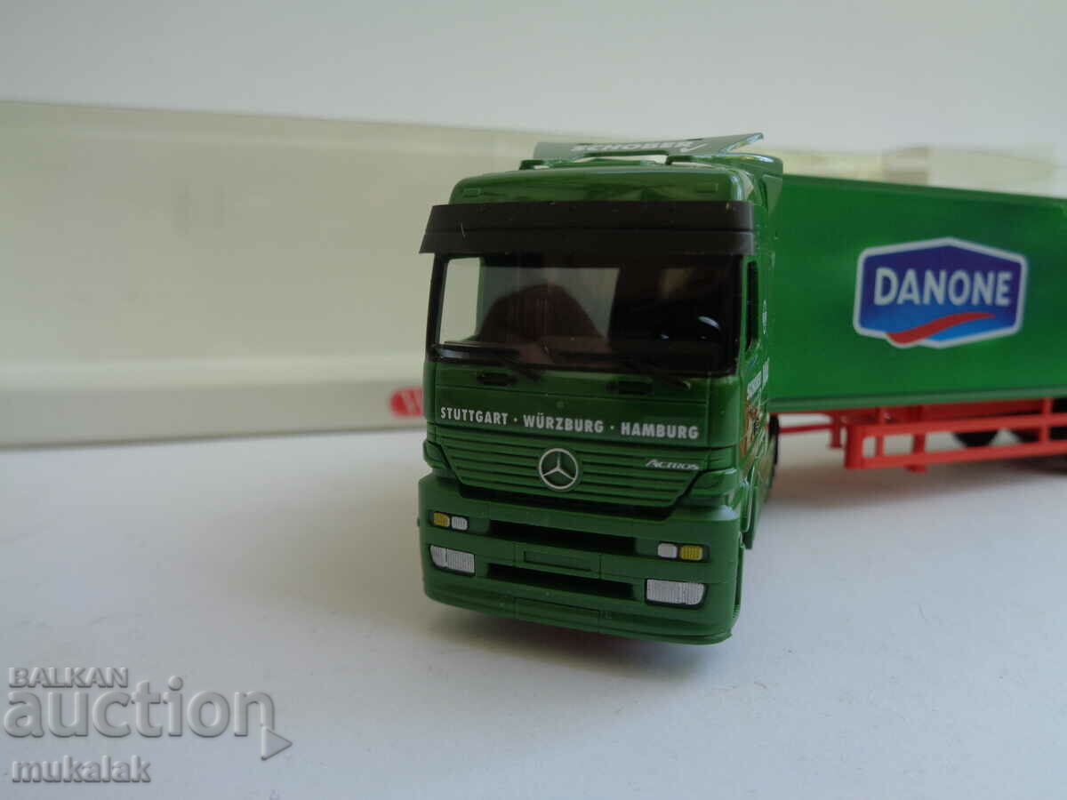 Delivery of WIKING 1:87 H0 MERCEDES BENZ ACTROS TRUCK TROLLEY MODEL Delivery of WIKING 1:87 H0 MERCEDES BENZ ACTROS TRUCK TROLLEY MODEL