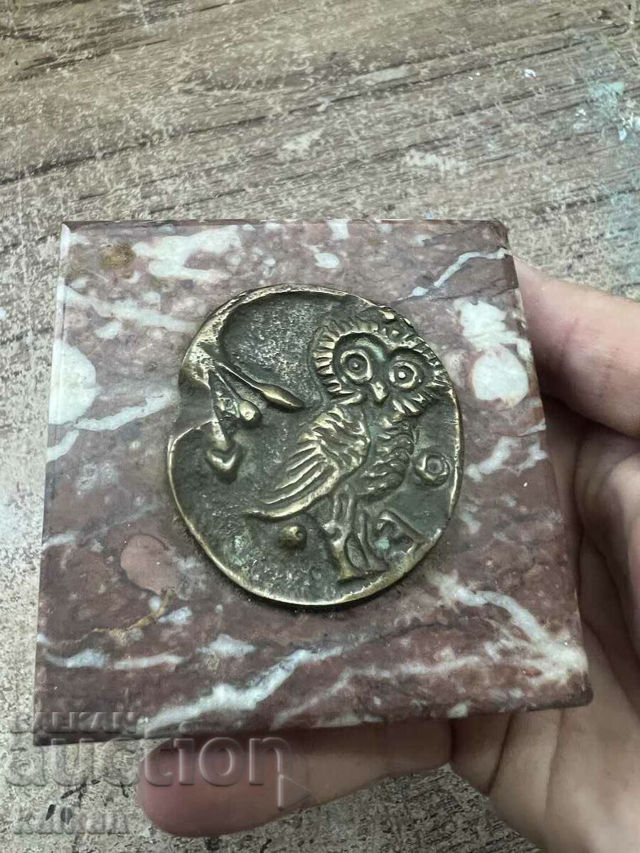 Bronze owl type Medal sculpture on a marble plinth with price 125.00 BGN | € 63.91 Bronze owl type Medal sculpture on a marble plinth with price 125.00 BGN | € 63.91