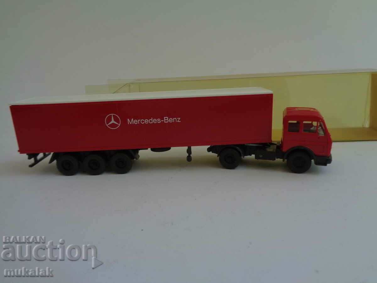 Delivery of WIKING 1:87 H0 MERCEDES BENZ TIRE TRUCK TROLLEY MODEL