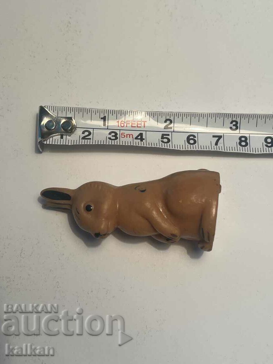 Livrarea Iepuraș de cauciuc