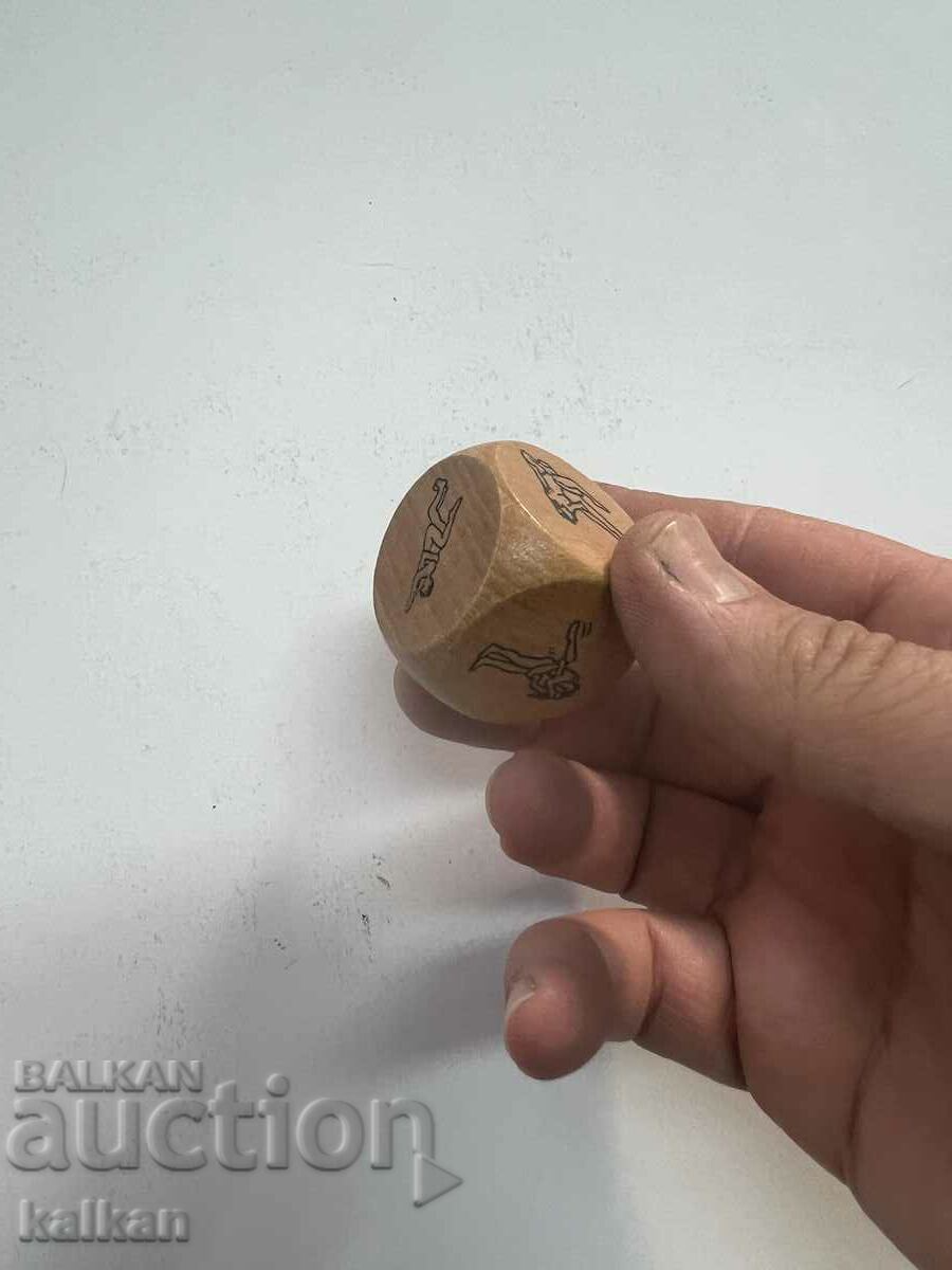 Auction Wooden dice with sexual poses Auction Wooden dice with sexual poses