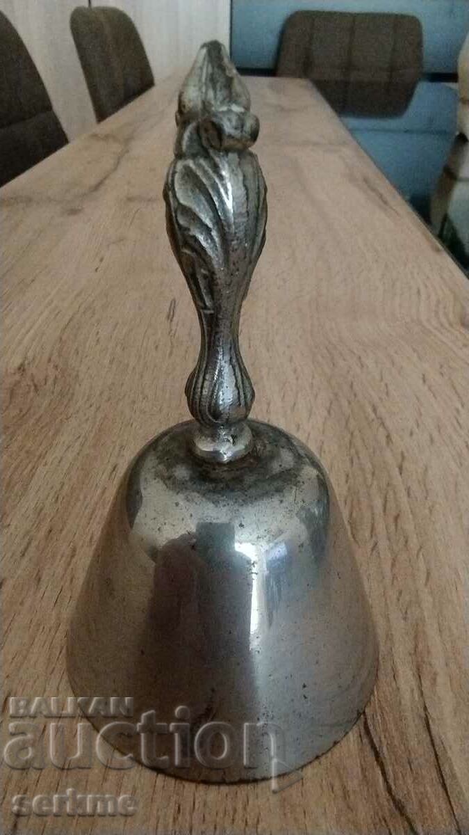 Κουδούνι με τιμή 20.00 BGN | € 10.23