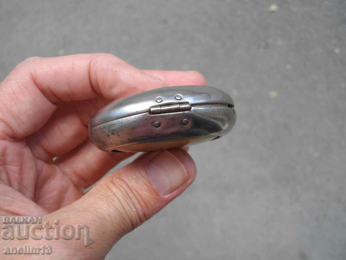 Livrarea CUTIE VECHE DE CEAS DE BUZUUNAR Livrarea CUTIE VECHE DE CEAS DE BUZUUNAR