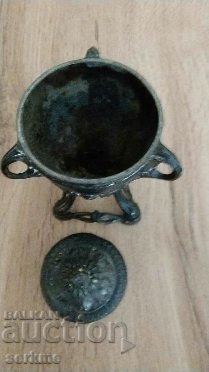 Delivery of Lamp holder Delivery of Lamp holder