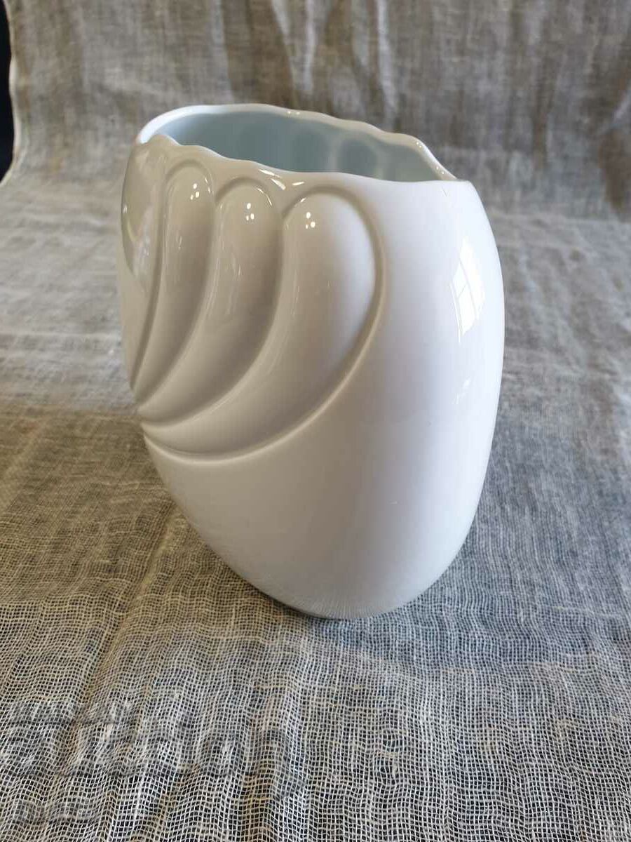 Auction  Stylish porcelain vase - Bavaria