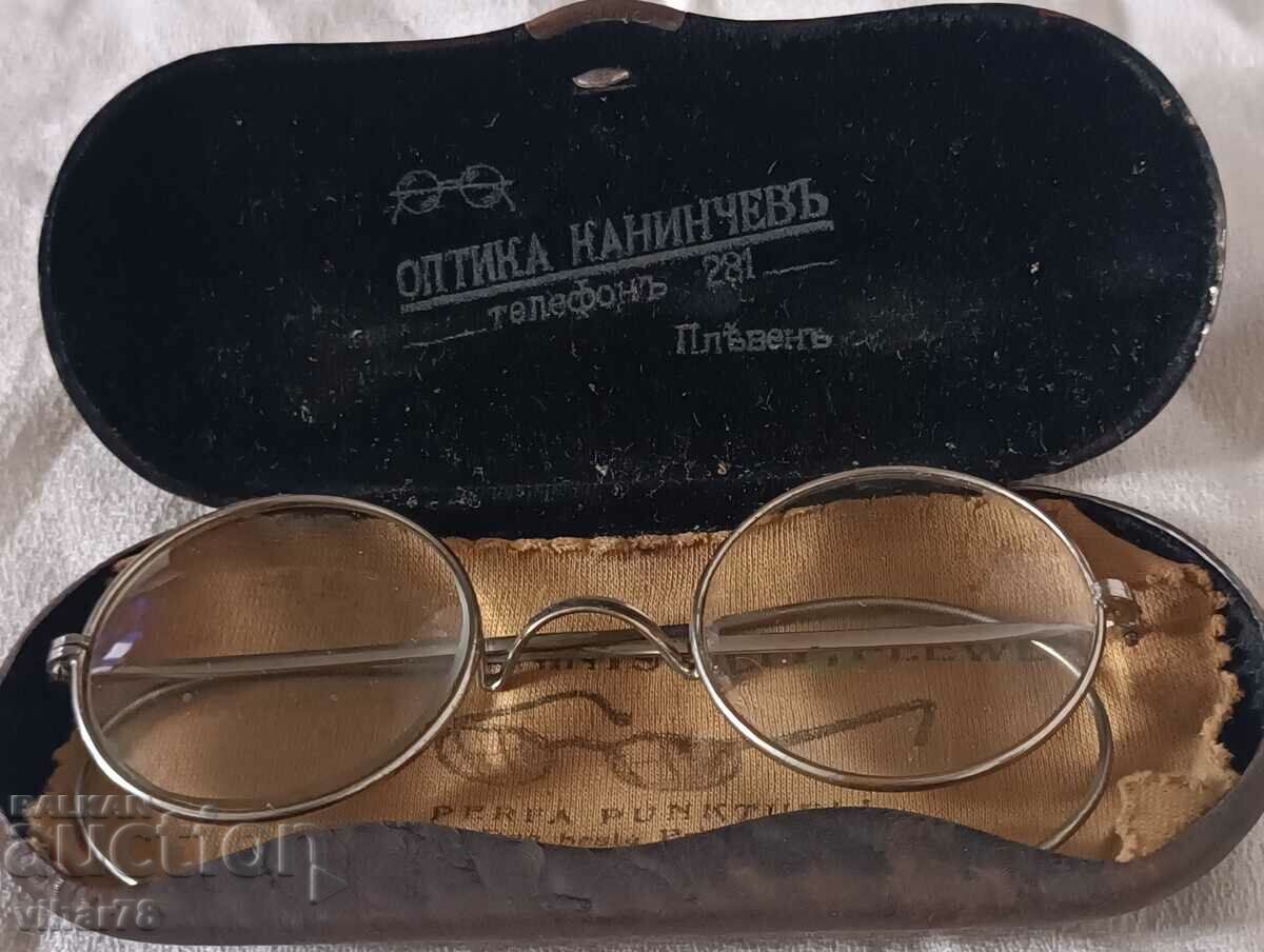 OCHELARI VECHI-PENSNE - 5 OCHELARI VECHI-PENSNE - 5