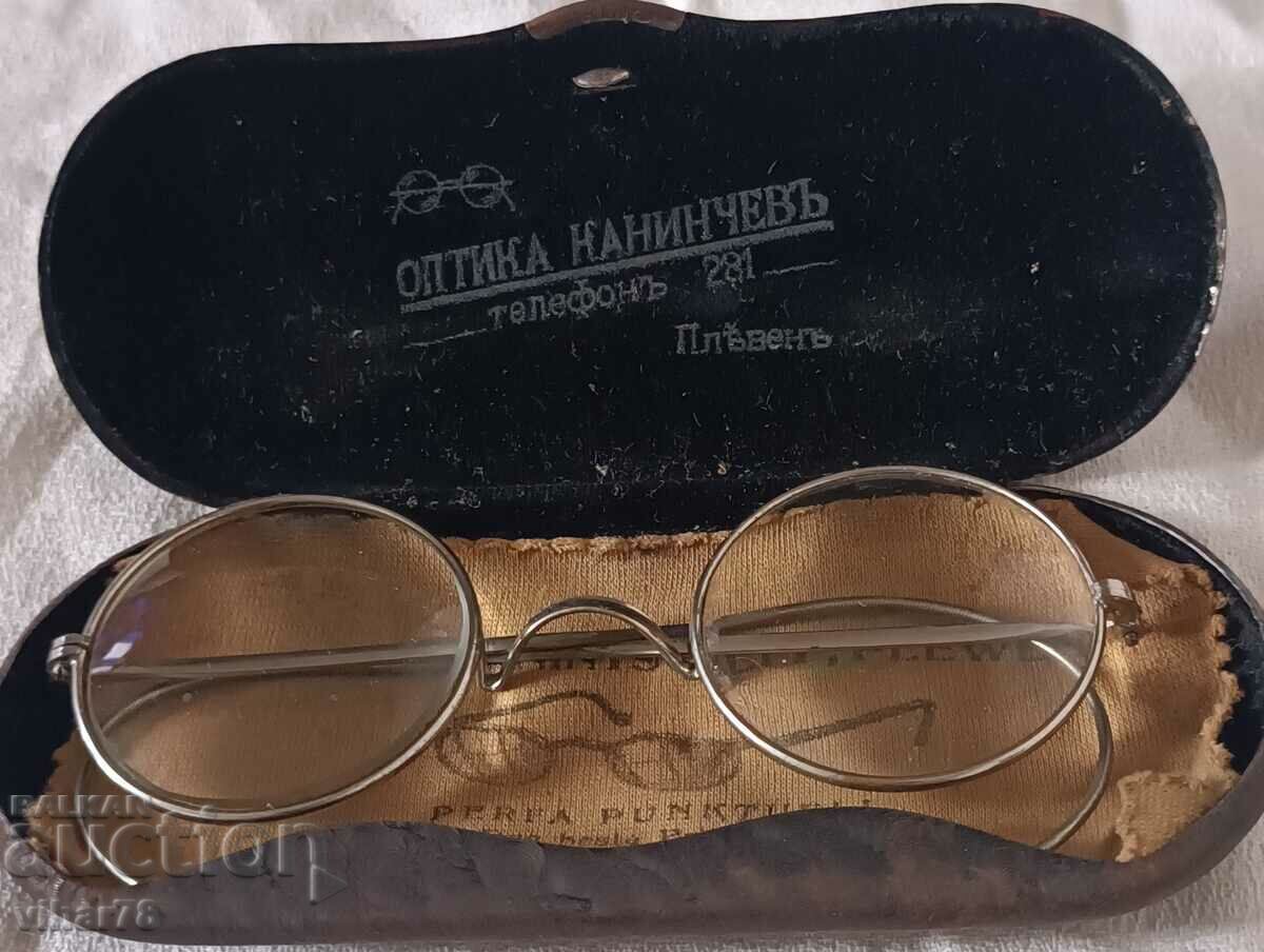 СТАРИ ОЧИЛА-ПЕНСНЕ